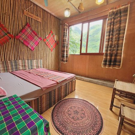 Du Gia View Homestay Làng Cac Eksteriør billede