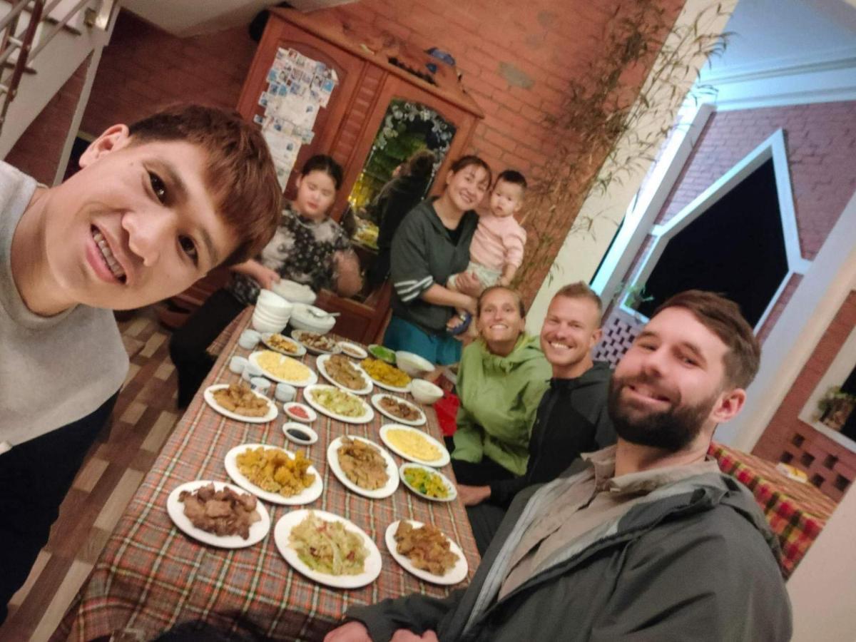 Du Gia View Homestay Làng Cac Eksteriør billede