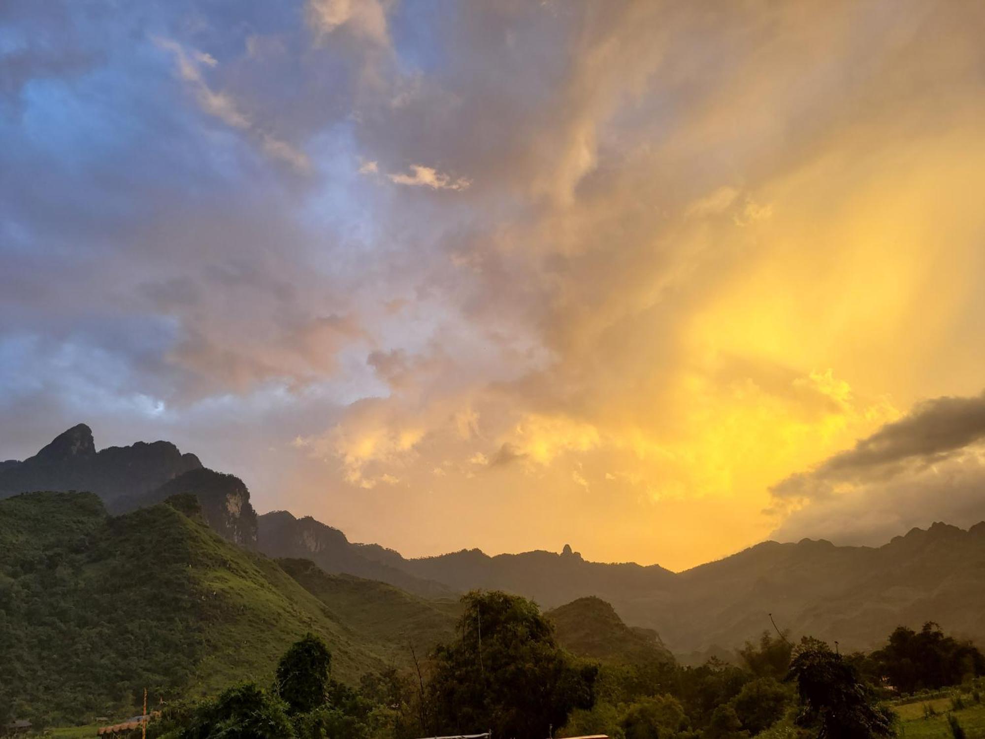 Du Gia View Homestay Làng Cac Eksteriør billede